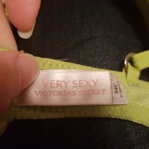 Victoria's Secret Intimates & Sleepwear - Victoria's Secret Very Sexy Push Up Floral Bra 34C Victoria's Secret Intimates & Sleepwear - Victoria's Secret Very Sexy Push Up Floral Bra 34C
